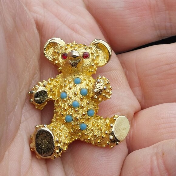 Vintage Gold-Tone Teddy Bear Brooch With Red Rhinestones Pinback Jewelry - Picture 5 of 5